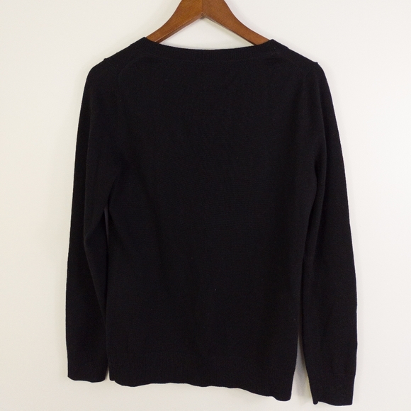 Banana Republic Extra Fine Merino V Neck Sweater Black Size Medium - Picture 6 of 6